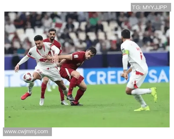 亚洲男足热战阿联酋迎战叙利亚谁能在关键之战中胜出